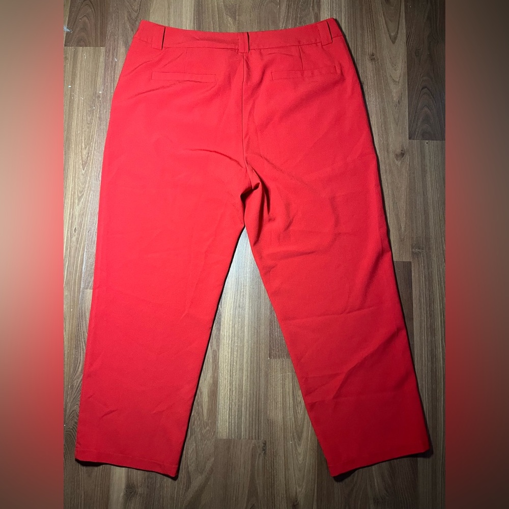 Luna Collective Women’s Red Dress Pants. Size L